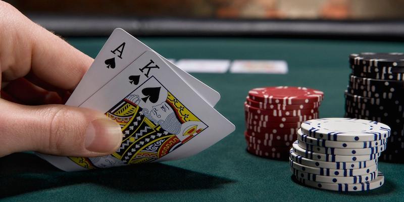 Tựa game poker rr88 chưa bao giờ hết hot 